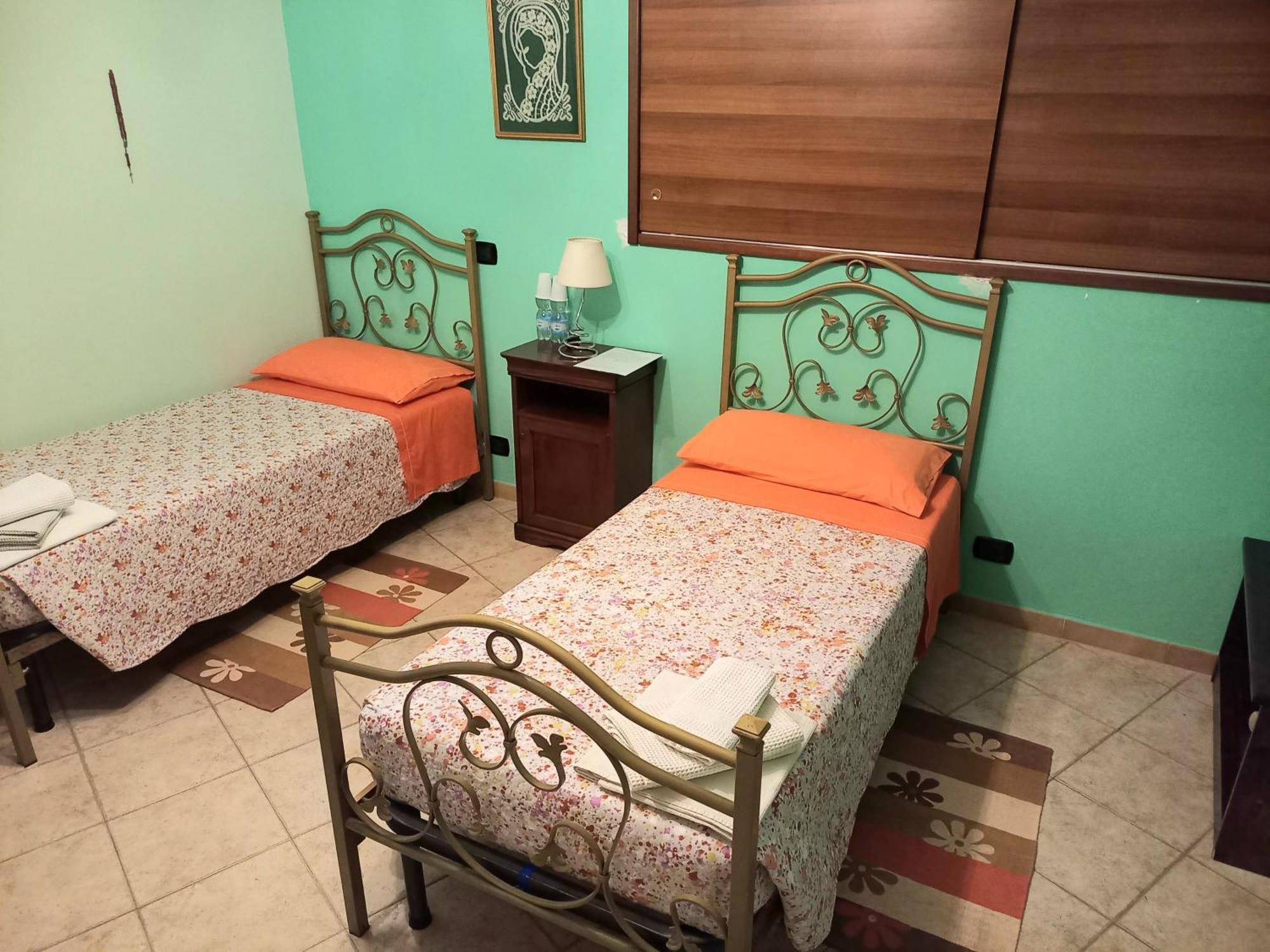 B&B Le Colonne Montefusco Habitación foto
